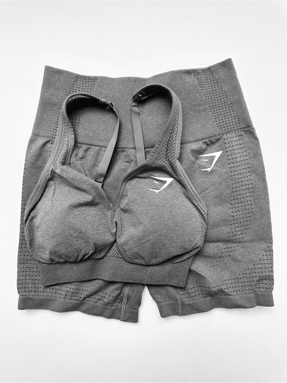 Gymshark S Vital Seamless Shorts & V Neck Sports Bra Set
